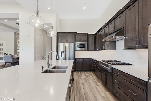 6268 Petroglyph Avenue, Las Vegas, NV 89135