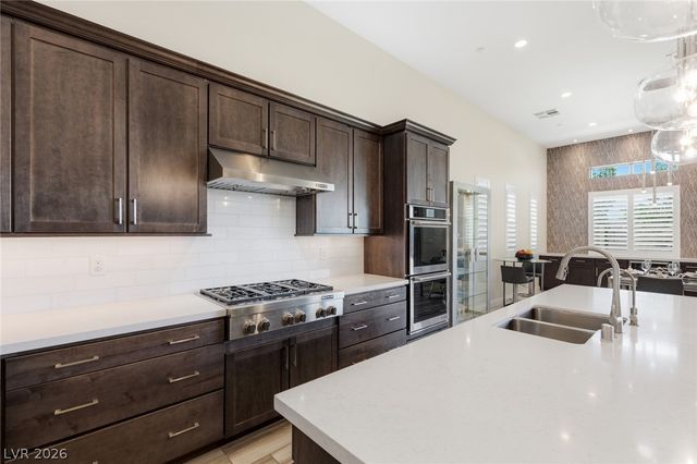 6268 Petroglyph Avenue, Las Vegas, NV 89135