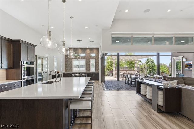 6268 Petroglyph Avenue, Las Vegas, NV 89135