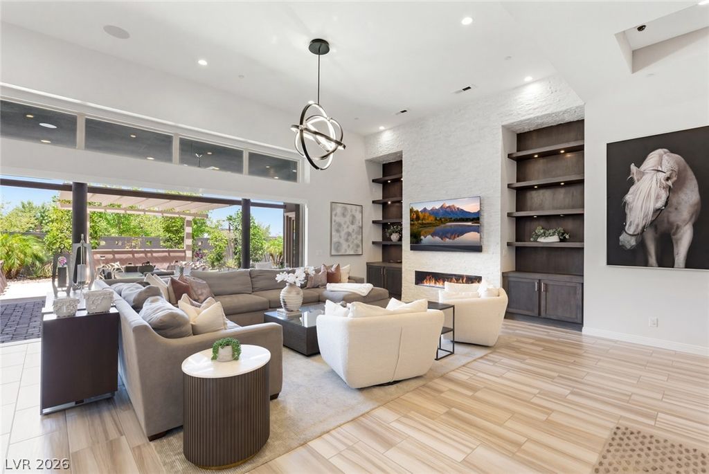 6268 Petroglyph Avenue, Las Vegas, NV 89135