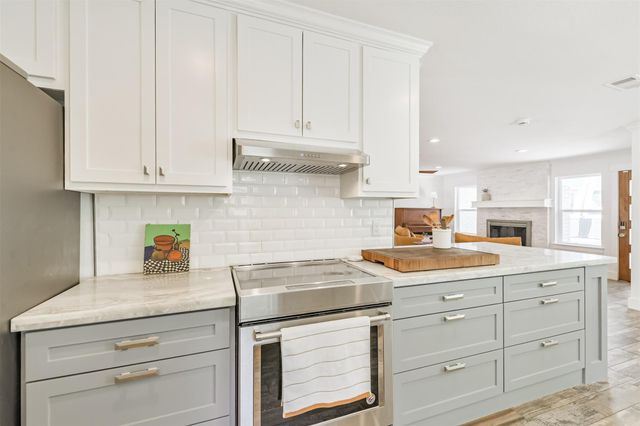 7214 Bayou Woods Drive, Houston, TX 77088