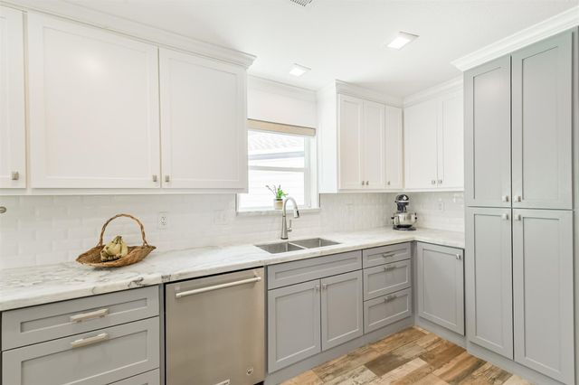 7214 Bayou Woods Drive, Houston, TX 77088