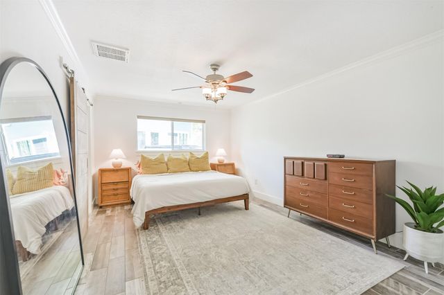 7214 Bayou Woods Drive, Houston, TX 77088