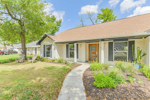 7214 Bayou Woods Drive, Houston, TX 77088