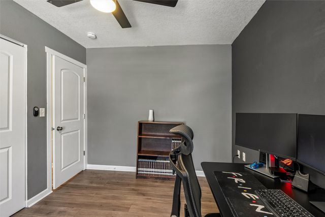 6100 SE 4th Street, Des Moines, IA 50315