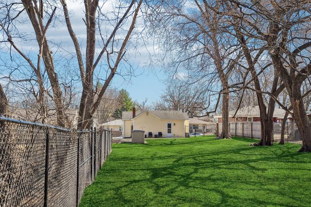 6100 SE 4th Street, Des Moines, IA 50315