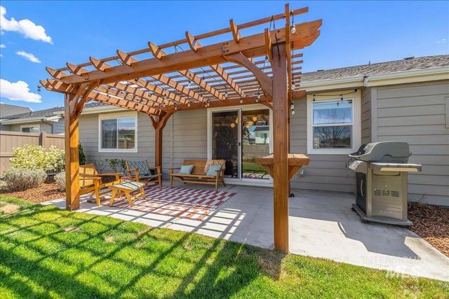 3862 E Collingwood St, Meridian, ID 83642