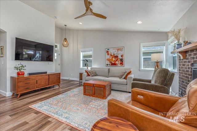 3862 E Collingwood St, Meridian, ID 83642