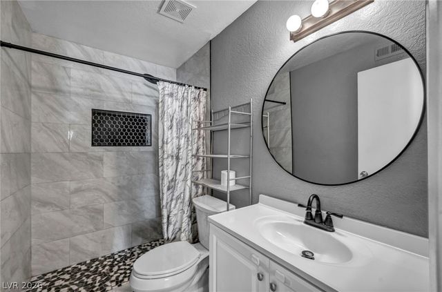 5251 Mission Carmel Lane 208, Las Vegas, NV 89107