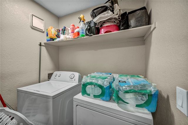 5251 Mission Carmel Lane 208, Las Vegas, NV 89107