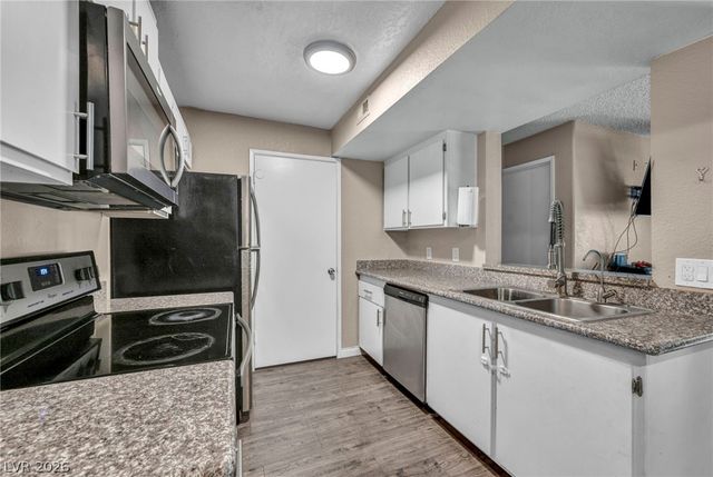 5251 Mission Carmel Lane 208, Las Vegas, NV 89107