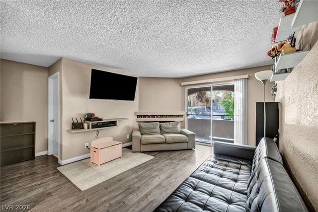 5251 Mission Carmel Lane 208, Las Vegas, NV 89107