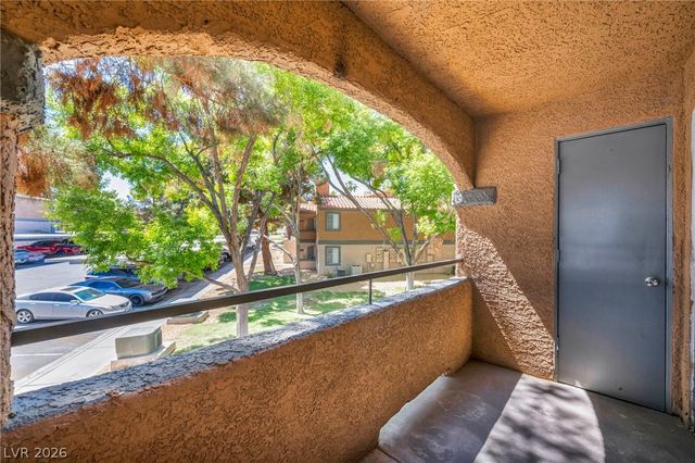 5251 Mission Carmel Lane 208, Las Vegas, NV 89107