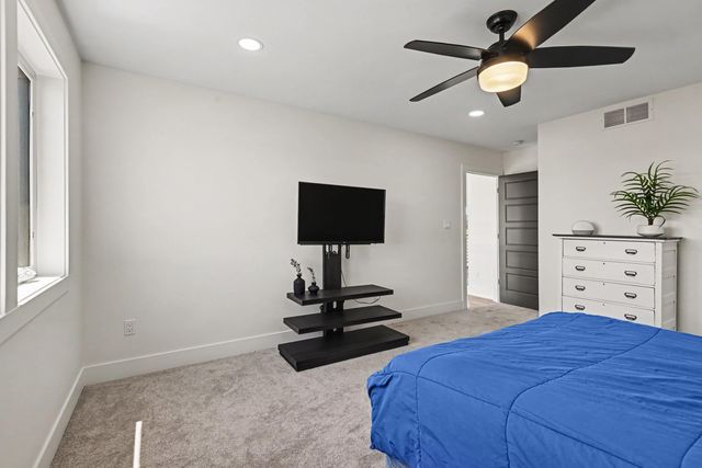 14390 New Holland Street, Holland, MI 49424