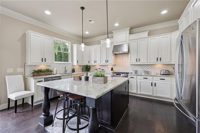 1710 Bramble Bush Way, Suwanee, GA 30024