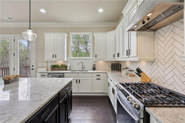 1710 Bramble Bush Way, Suwanee, GA 30024