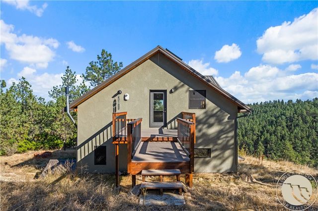 91 UPPER HAWK VALLEY RD, Columbus, MT 59019