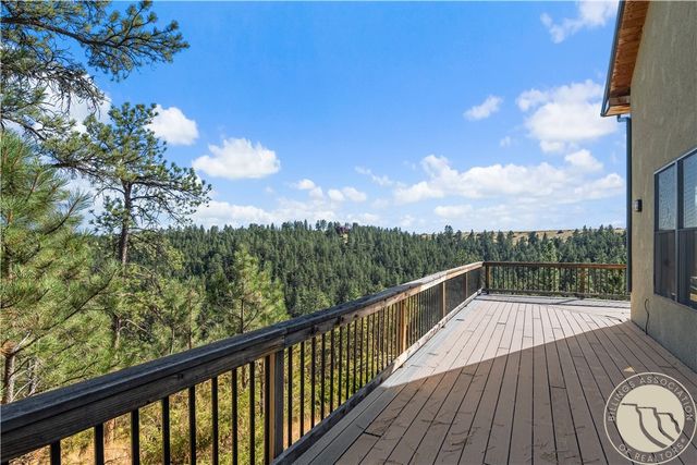 91 UPPER HAWK VALLEY RD, Columbus, MT 59019