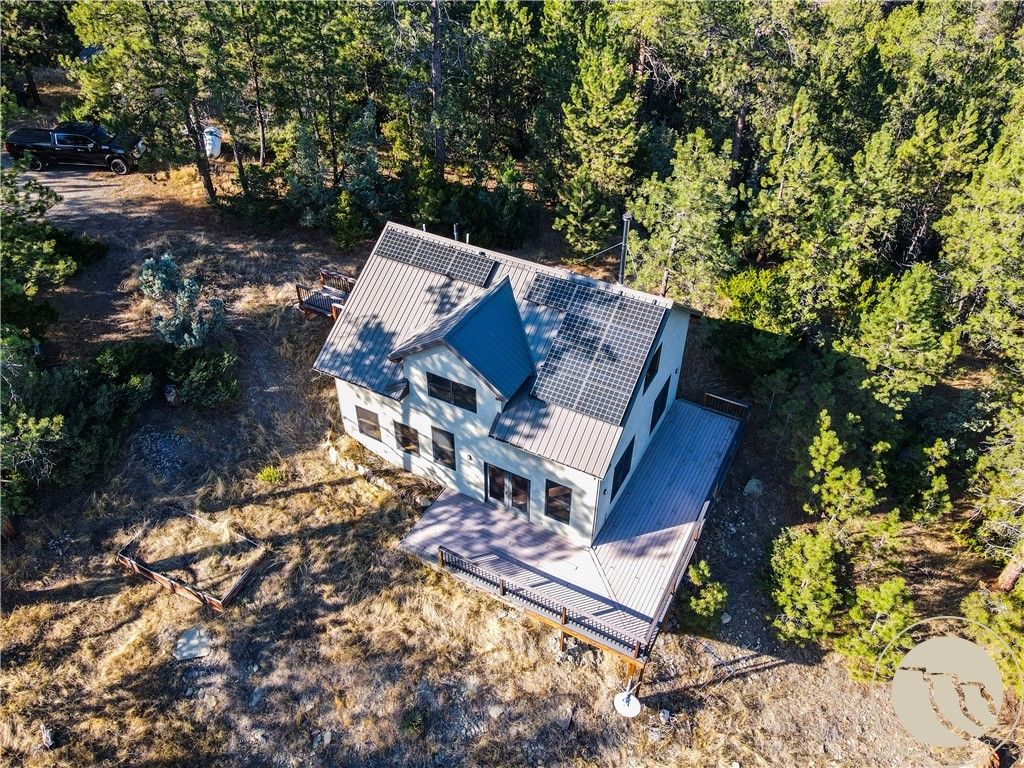 91 UPPER HAWK VALLEY RD, Columbus, MT 59019