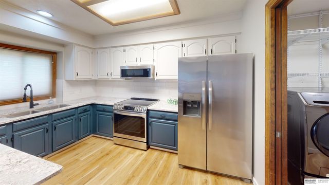 16606 Adams Street, Omaha, NE 68135