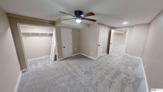 16606 Adams Street, Omaha, NE 68135