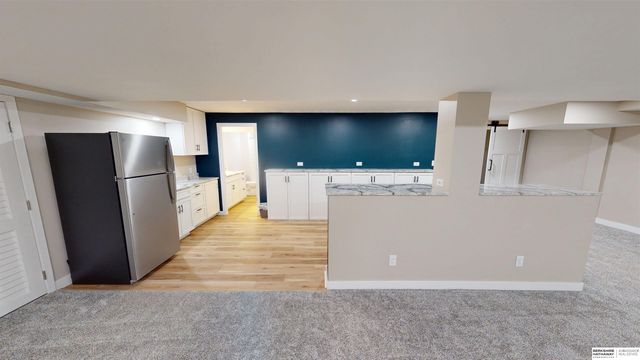 16606 Adams Street, Omaha, NE 68135
