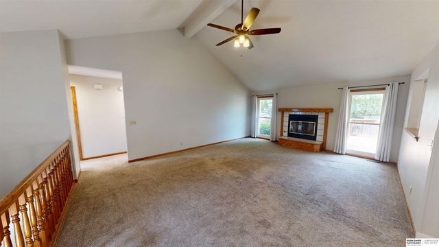 16606 Adams Street, Omaha, NE 68135