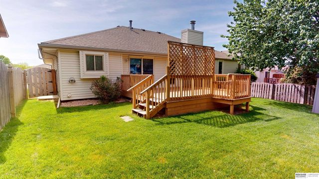 16606 Adams Street, Omaha, NE 68135