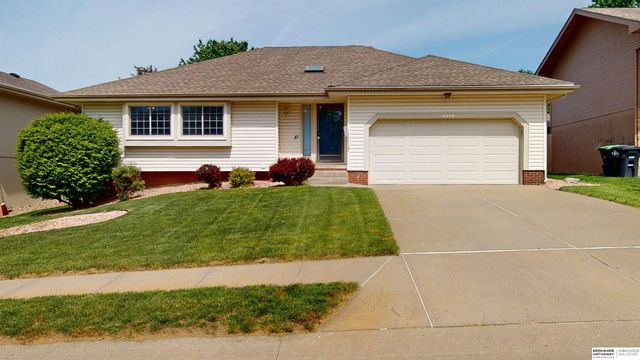 16606 Adams Street, Omaha, NE 68135