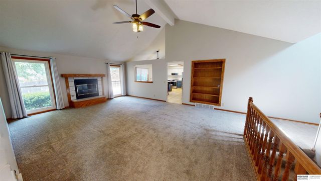 16606 Adams Street, Omaha, NE 68135