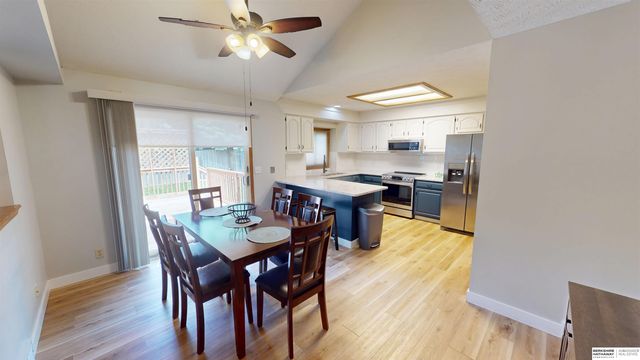 16606 Adams Street, Omaha, NE 68135