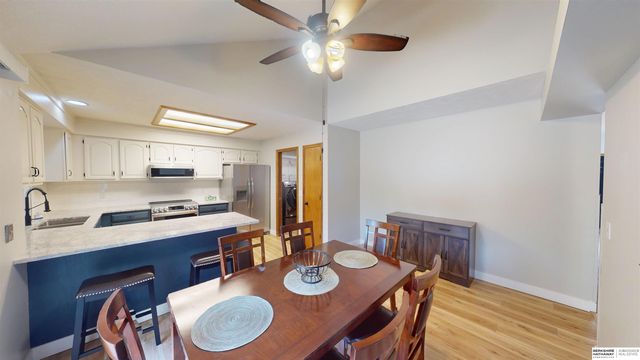 16606 Adams Street, Omaha, NE 68135