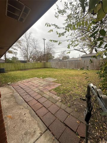 1708 Effie Lane, Pasadena, TX 77502