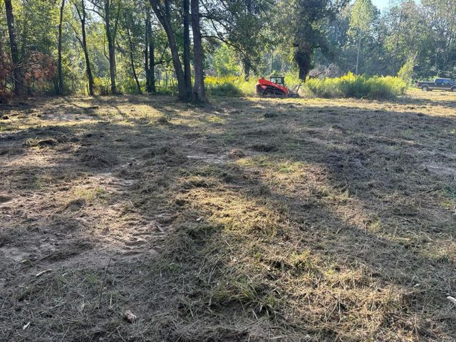 17271 S Tram Road, Splendora, TX 77372