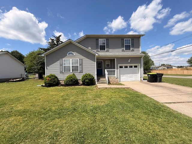 800 Shetland Dr, Oak Grove, KY 42262