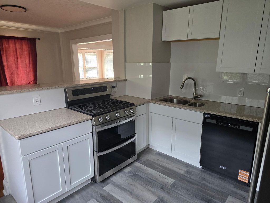 749 Geranium Avenue E, Saint Paul, MN 55106 — photo 4