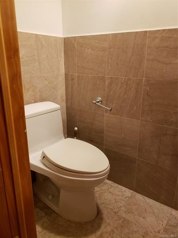 6921 182nd Street, Fresh Meadows, NY 11365