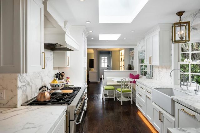 1445 Valparaiso Avenue, Menlo Park, CA 94025