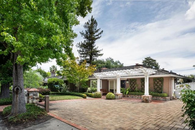 1445 Valparaiso Avenue, Menlo Park, CA 94025