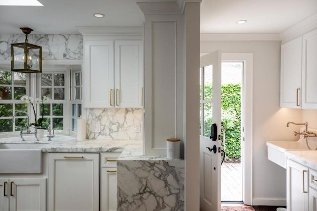 1445 Valparaiso Avenue, Menlo Park, CA 94025
