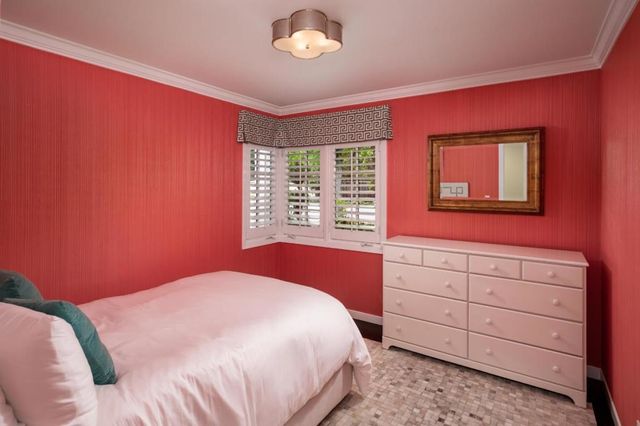 1445 Valparaiso Avenue, Menlo Park, CA 94025