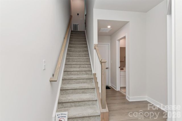 421 Spearfield Lane, Charlotte, NC 28205