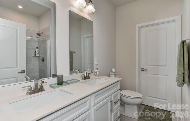 421 Spearfield Lane, Charlotte, NC 28205