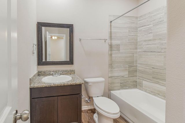 15627 Sycamore Drive, Montgomery, TX 77356