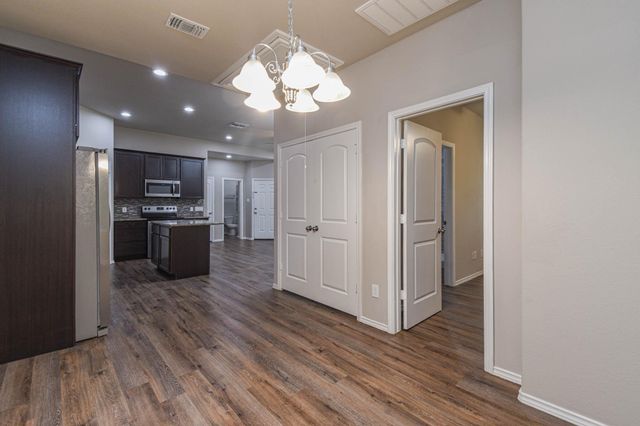 15627 Sycamore Drive, Montgomery, TX 77356