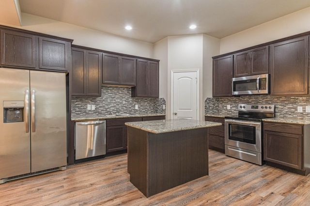 15627 Sycamore Drive, Montgomery, TX 77356
