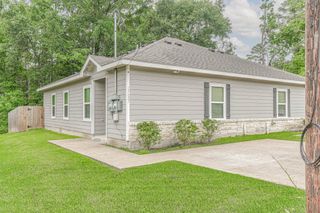 15627 Sycamore Drive, Montgomery, TX 77356