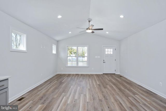 390 MONTICELLO DR, Colonial Beach, VA 22443