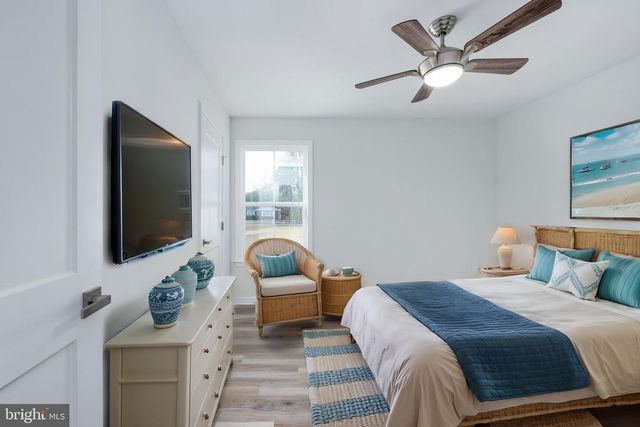 390 MONTICELLO DR, Colonial Beach, VA 22443