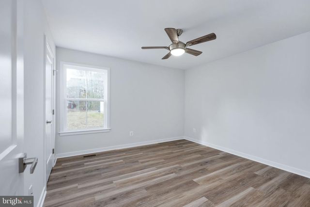 390 MONTICELLO DR, Colonial Beach, VA 22443
